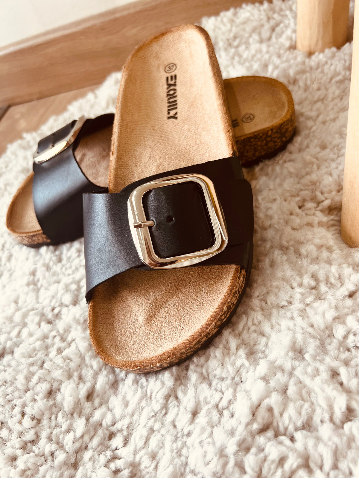 Sandales boucle argent